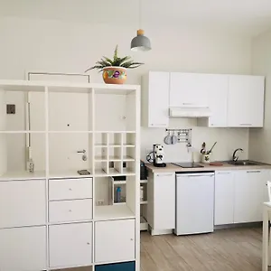  Casa vacanze Ampio E Confortevole Sabu Vicino Metro Rione Alto Italia